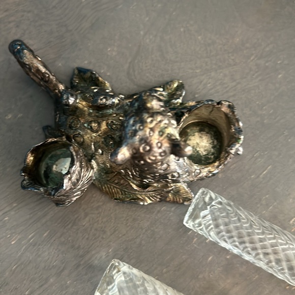 Leopard Salt and Pepper Set - Picture 6 of 7